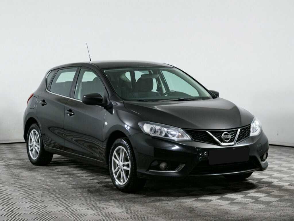 Б/У Ниссан Тиида 2015 года. Фото: #2