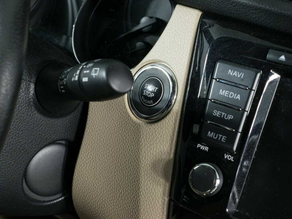 Б/У Ниссан Икс-Трейл 2018 года. Фото: #13