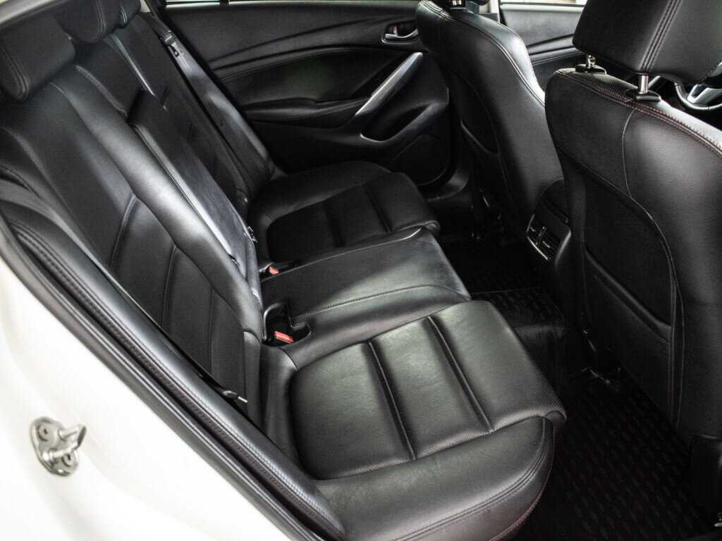 Б/У Мазда 6 2013 года. Фото: #7