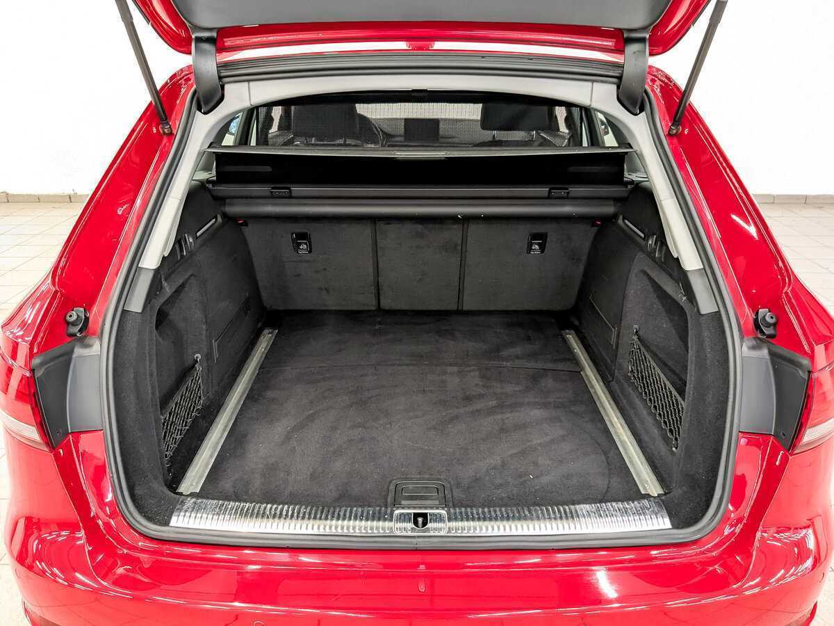 Б/У Ауди А4 2017 года. Фото: #9