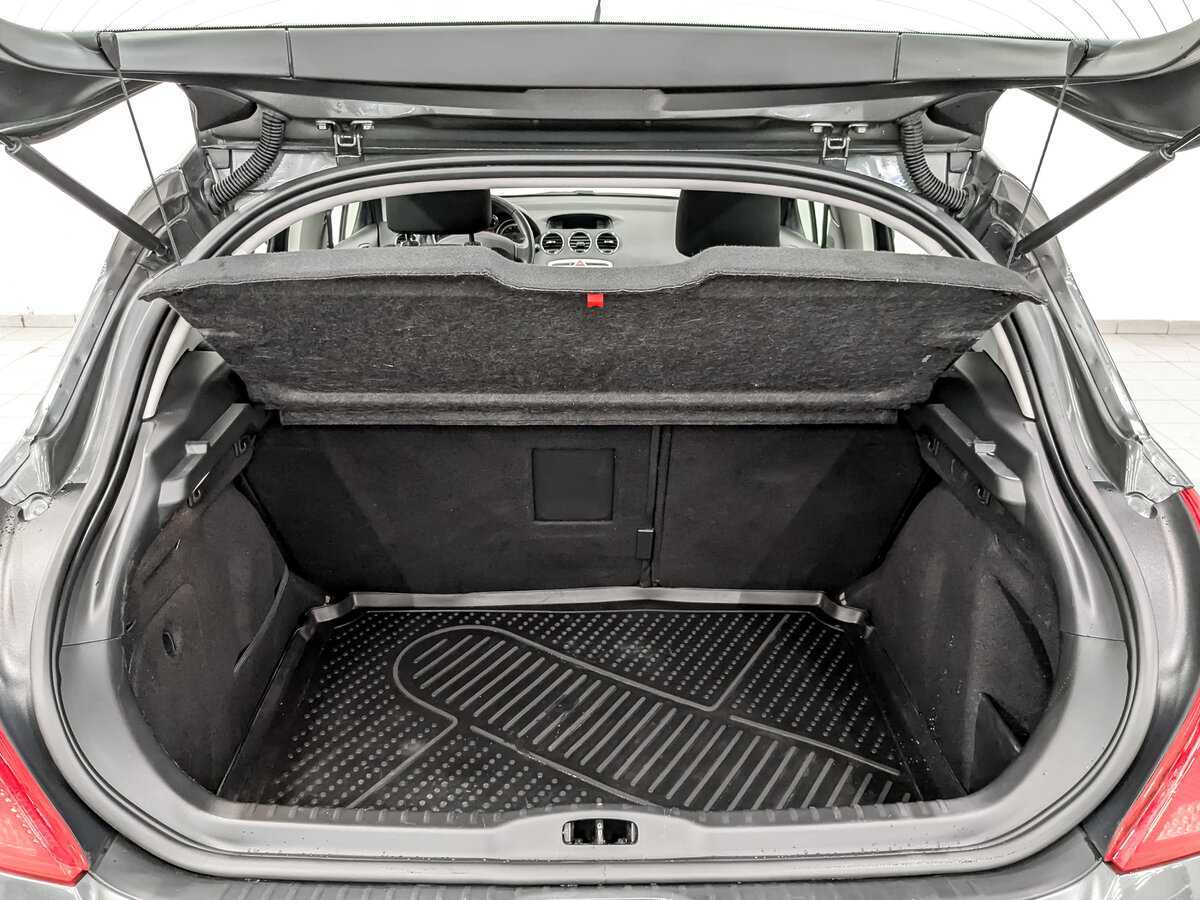 Б/У Пежо 308 2012 года. Фото: #9