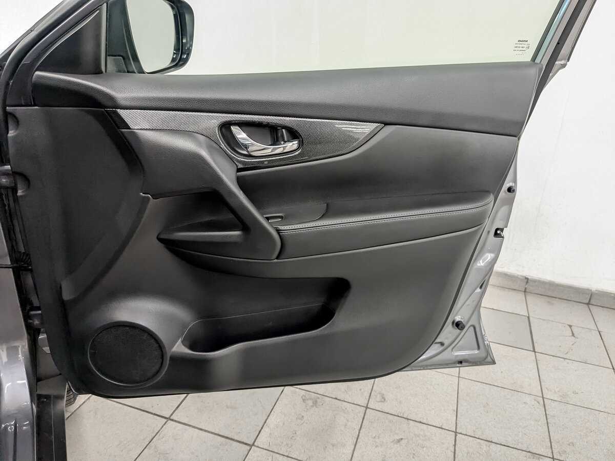 Б/У Ниссан Икс-Трейл 2017 года. Фото: #20