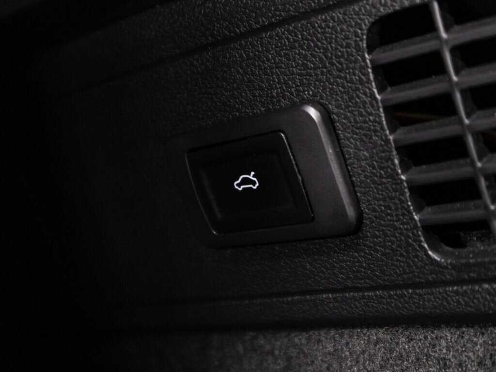 Б/У Джили Кулрэй 2023 года. Фото: #15