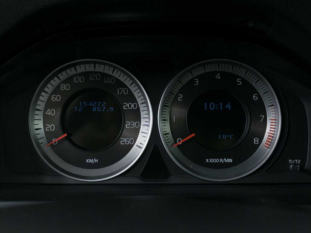 Б/У Вольво С60 2012 года. Фото: #9