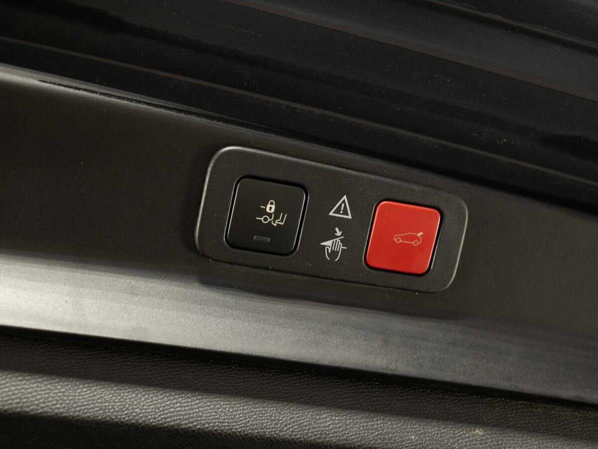 Б/У Пежо 5008 2018 года. Фото: #27