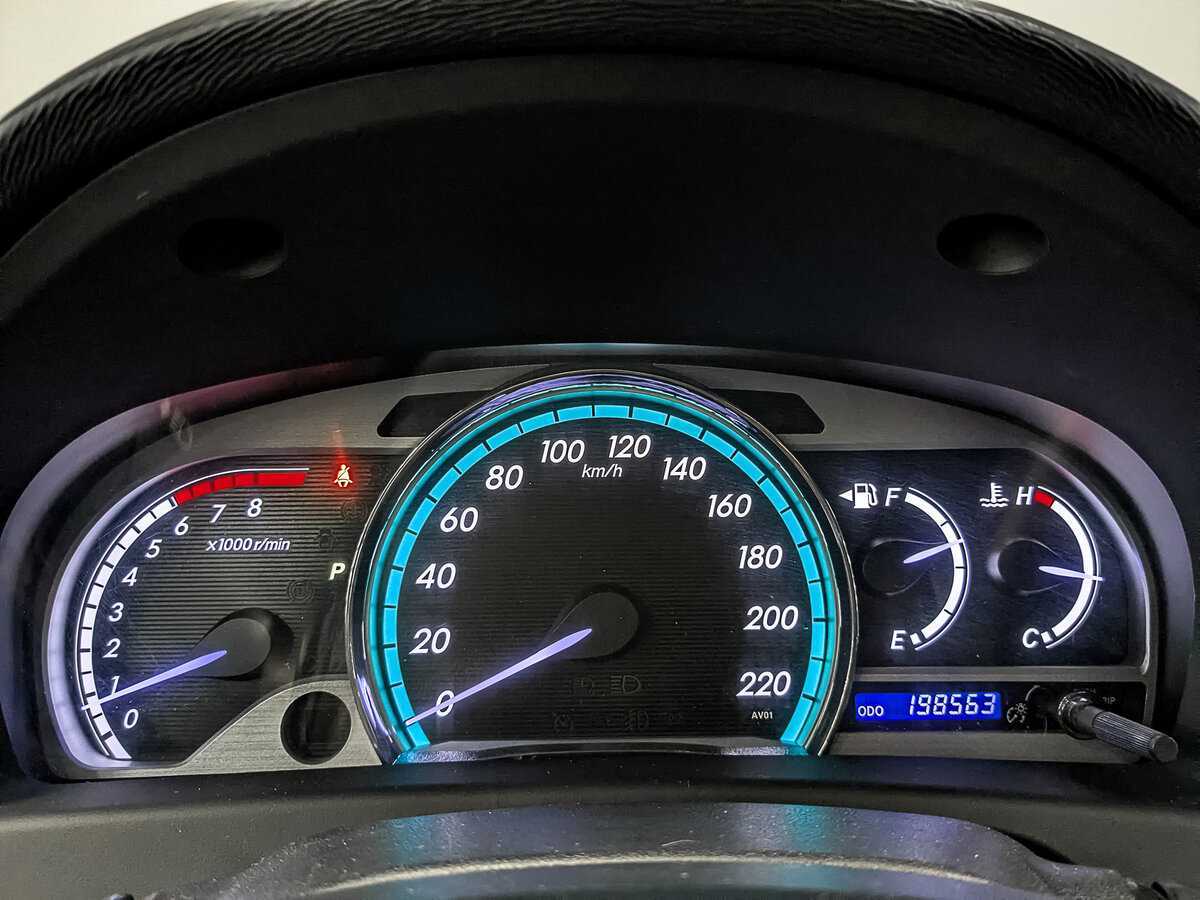 Б/У Тойота Венза 2013 года. Фото: #15