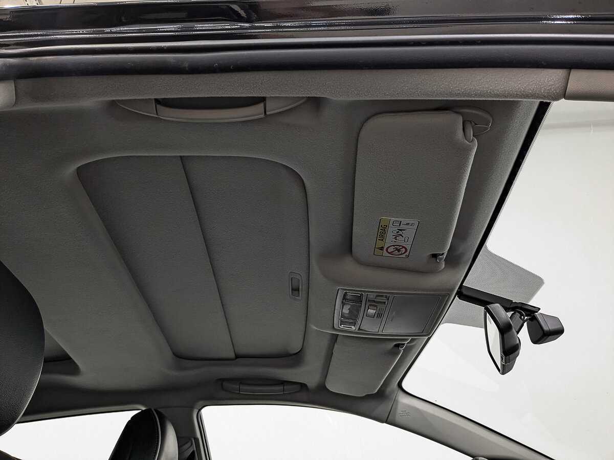 Б/У Тойота Венза 2013 года. Фото: #21