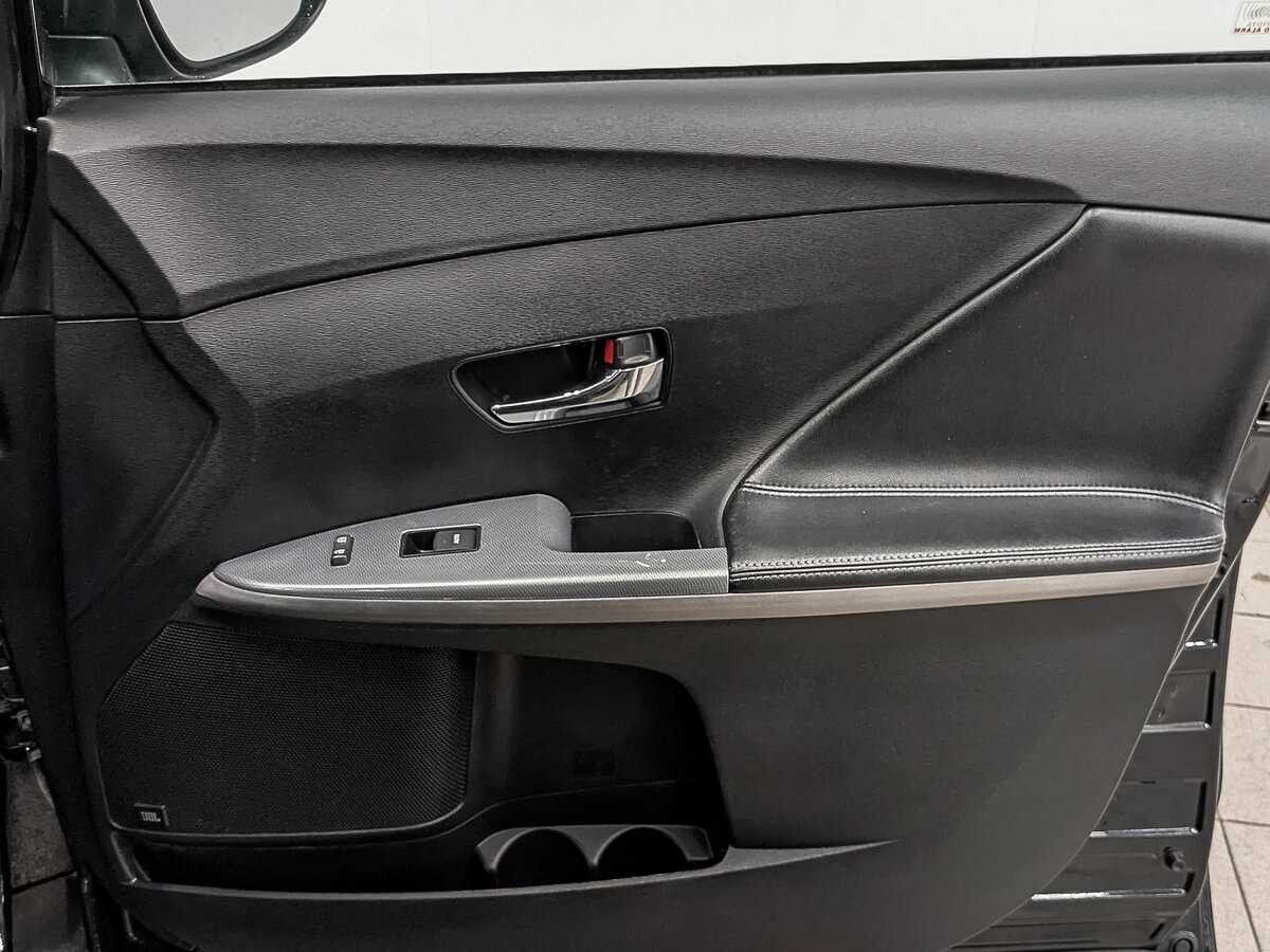 Б/У Тойота Венза 2013 года. Фото: #23