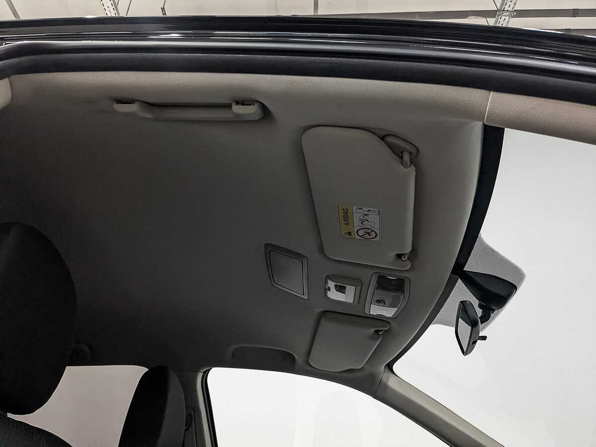 Б/У Митсубиши Оутлэндер 2018 года. Фото: #21