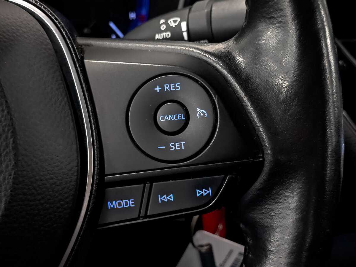 Б/У Тойота Королла 2019 года. Фото: #27