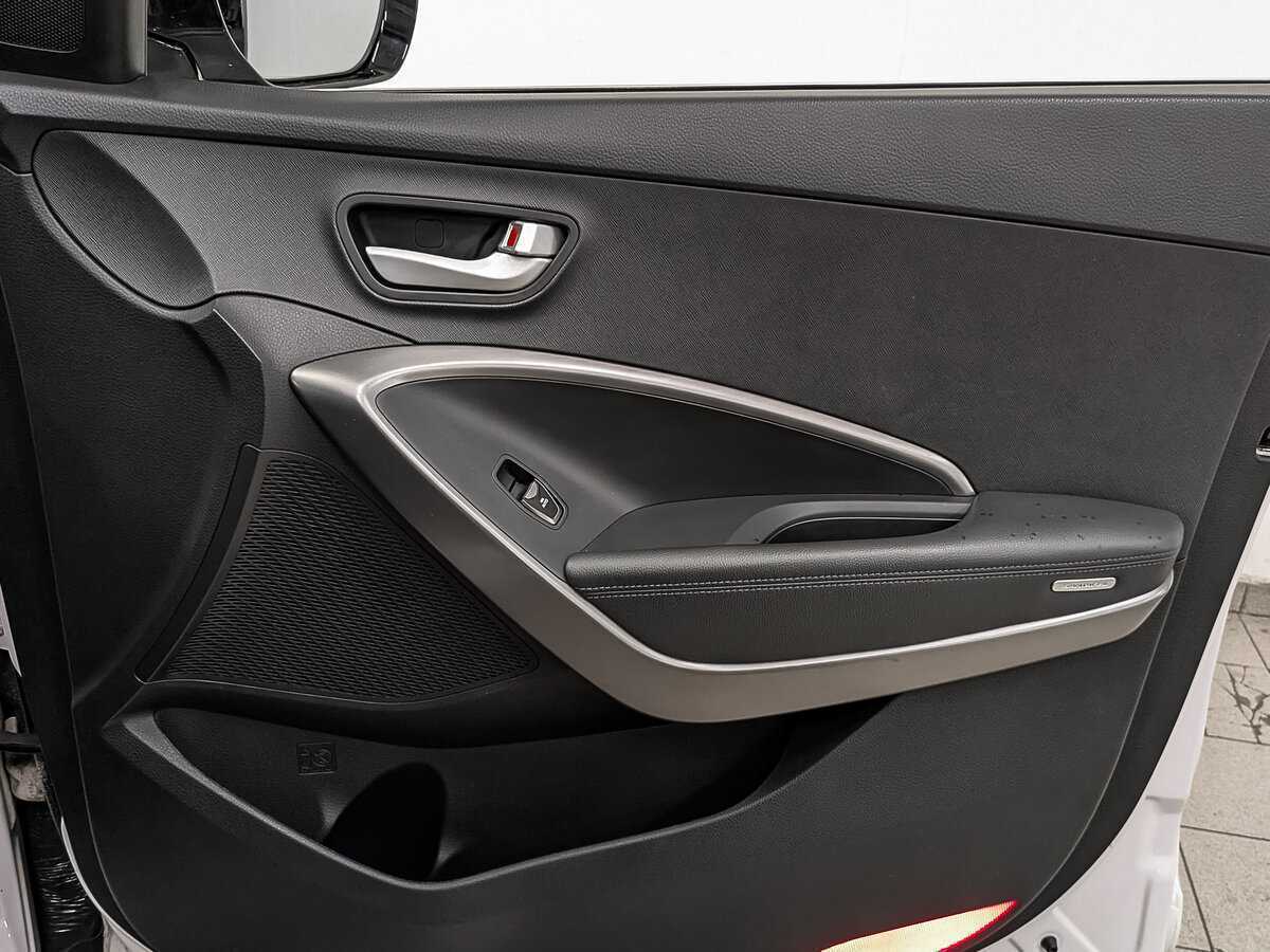 Б/У Хендай Санта Фе 2014 года. Фото: #24