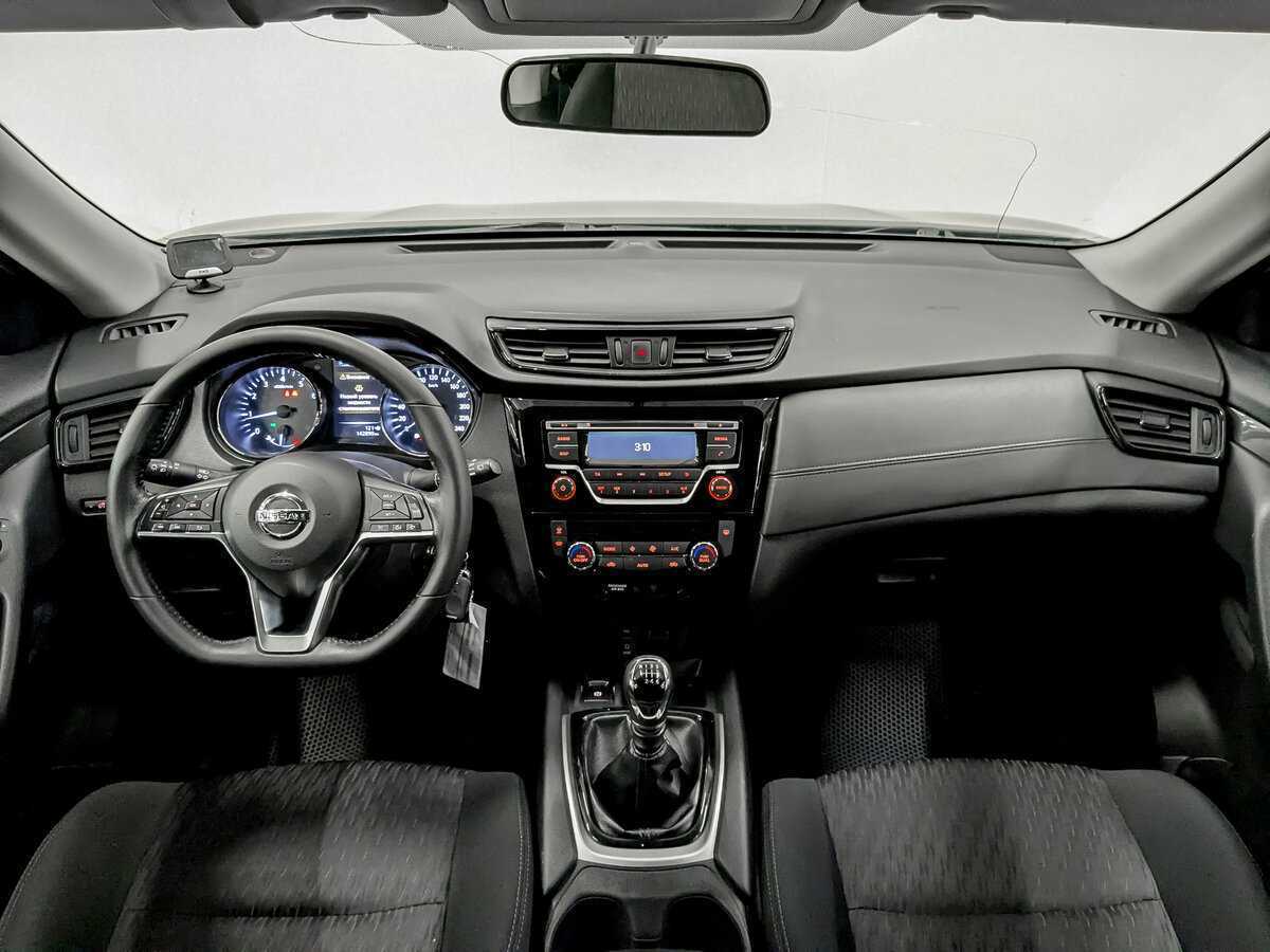 Б/У Ниссан Икс-Трейл 2019 года. Фото: #13