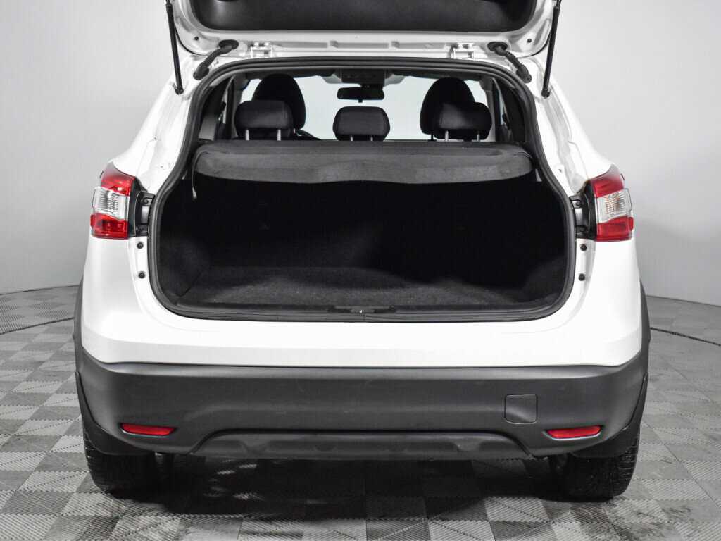 Б/У Ниссан Кашкай 2017 года. Фото: #17