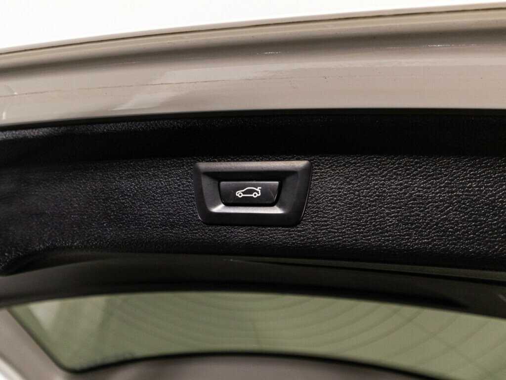 Б/У БМВ Икс3 2014 года. Фото: #15