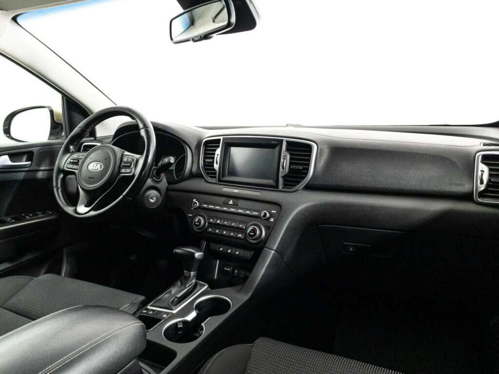 Б/У Киа Спортейдж 2018 года. Фото: #8