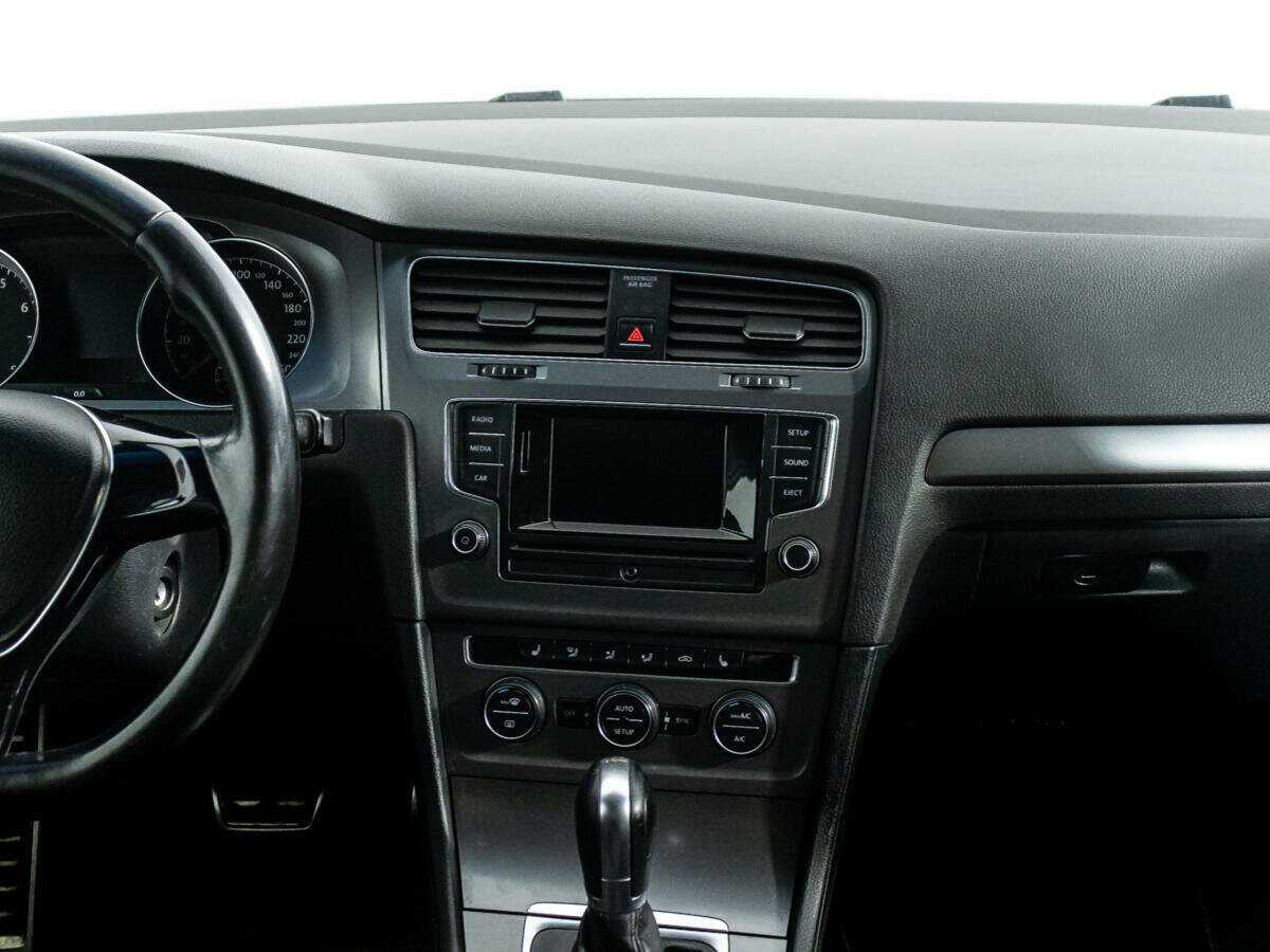 Б/У Фольксваген Гольф 2013 года. Фото: #8