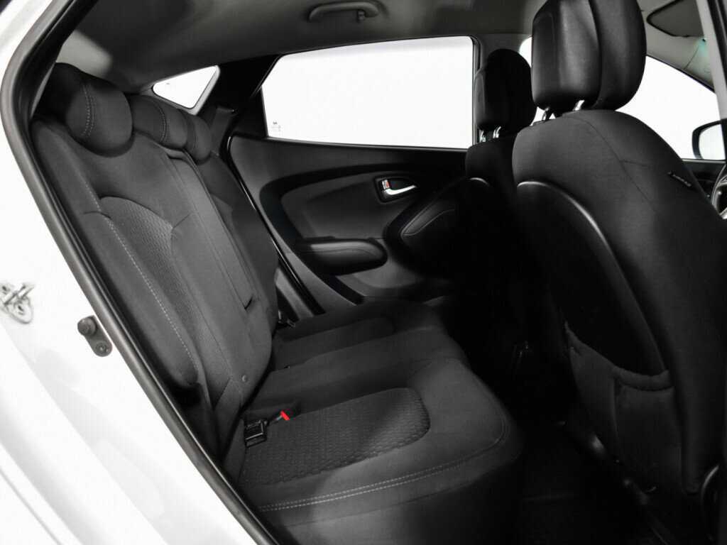 Б/У Хендай ай-икс35 2012 года. Фото: #9