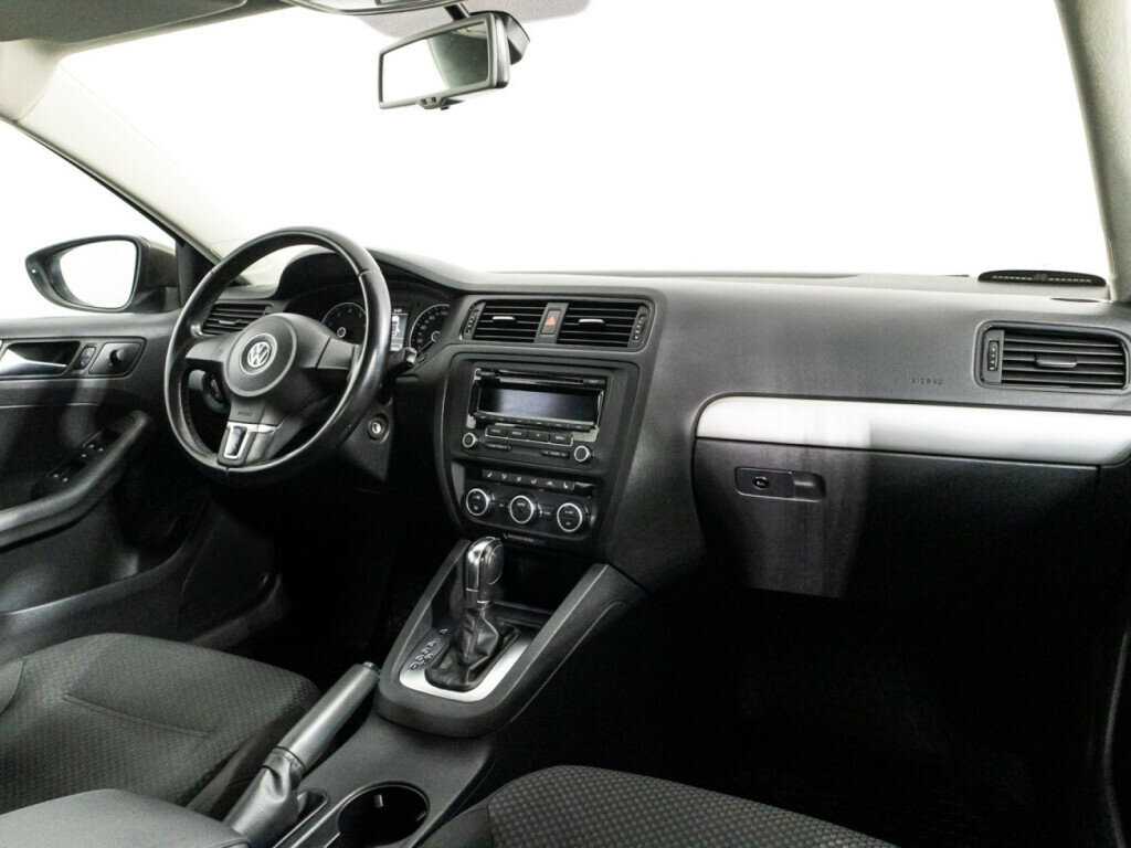 Б/У Фольксваген Джетта 2012 года. Фото: #8