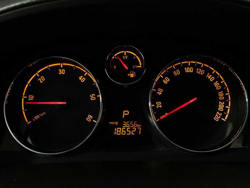 Б/У Опель Антара 2013 года. Фото: #9