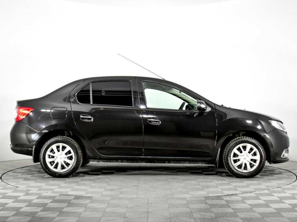 Б/У Рено Логан 2017 года. Фото: #3