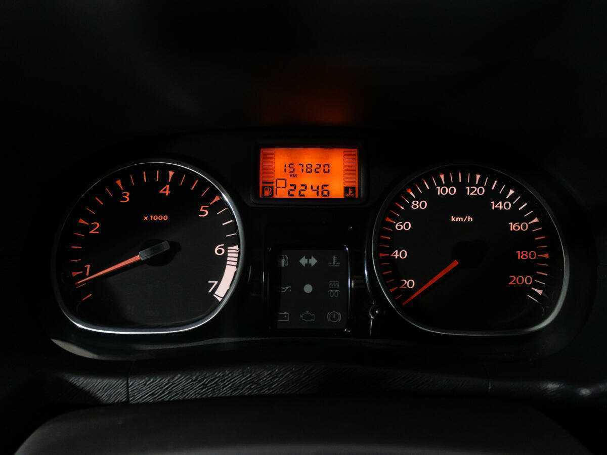 Б/У Рено Дастер 2015 года. Фото: #11