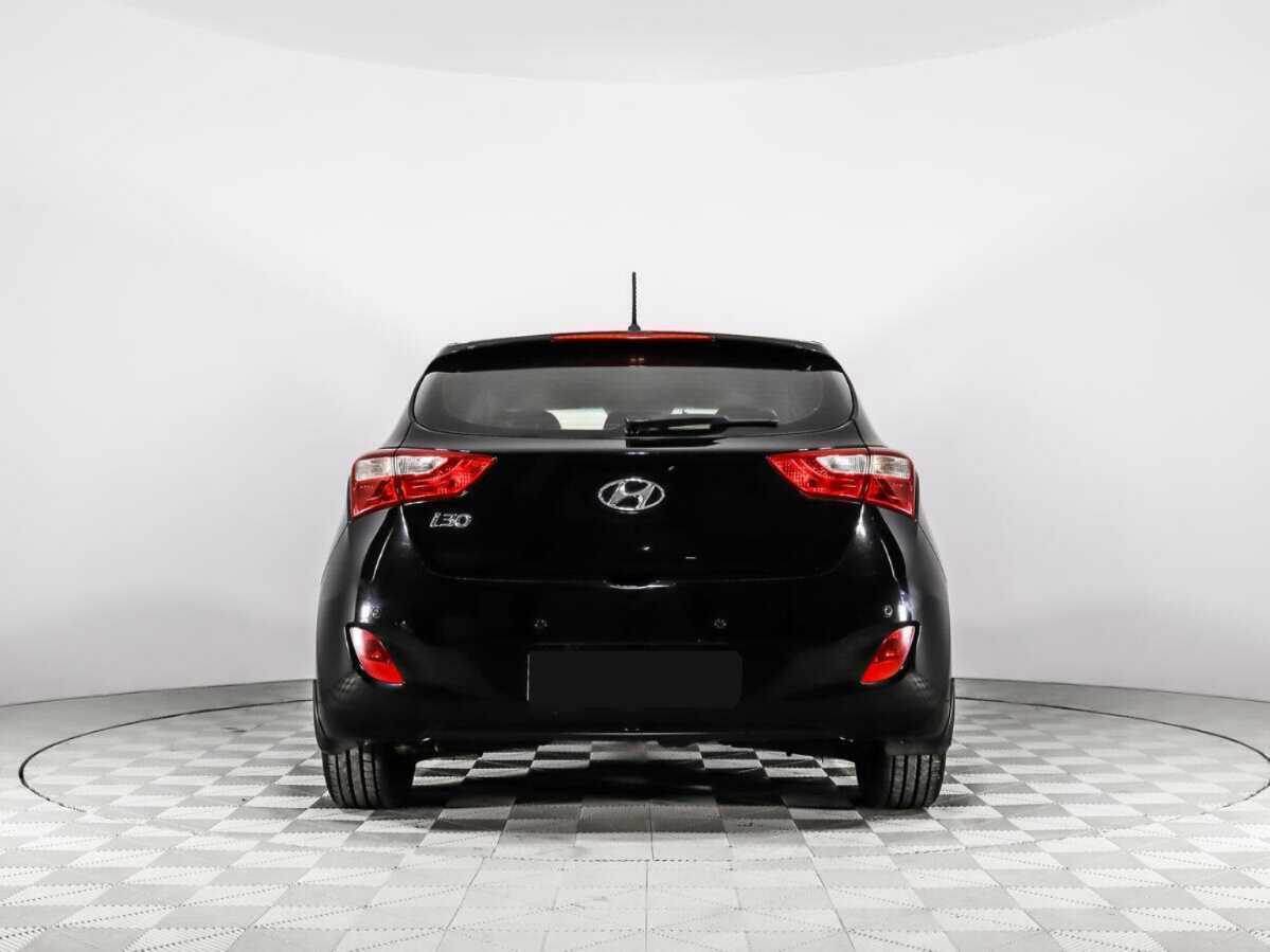 Б/У Хендай ай30 2013 года. Фото: #5