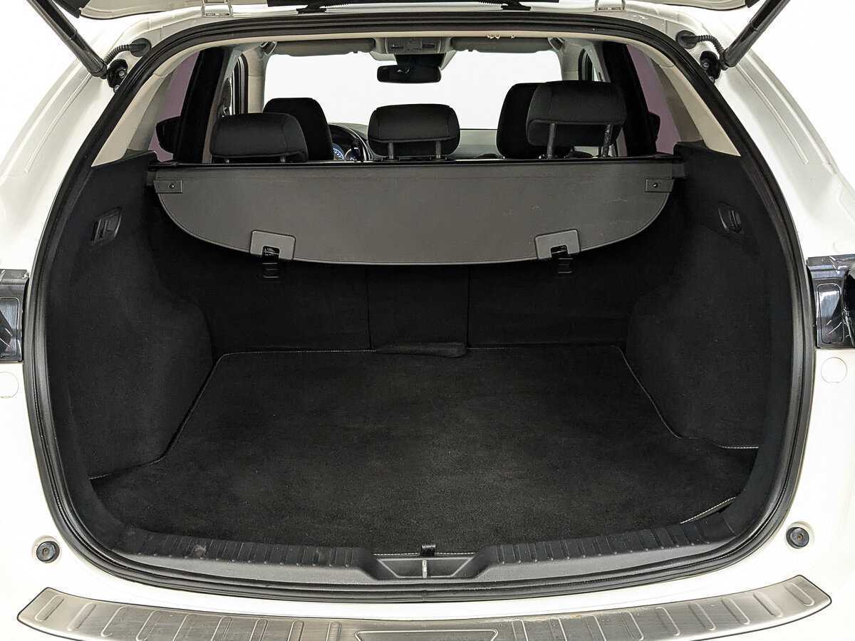 Б/У Мазда Ц-Икс-5 2018 года. Фото: #8