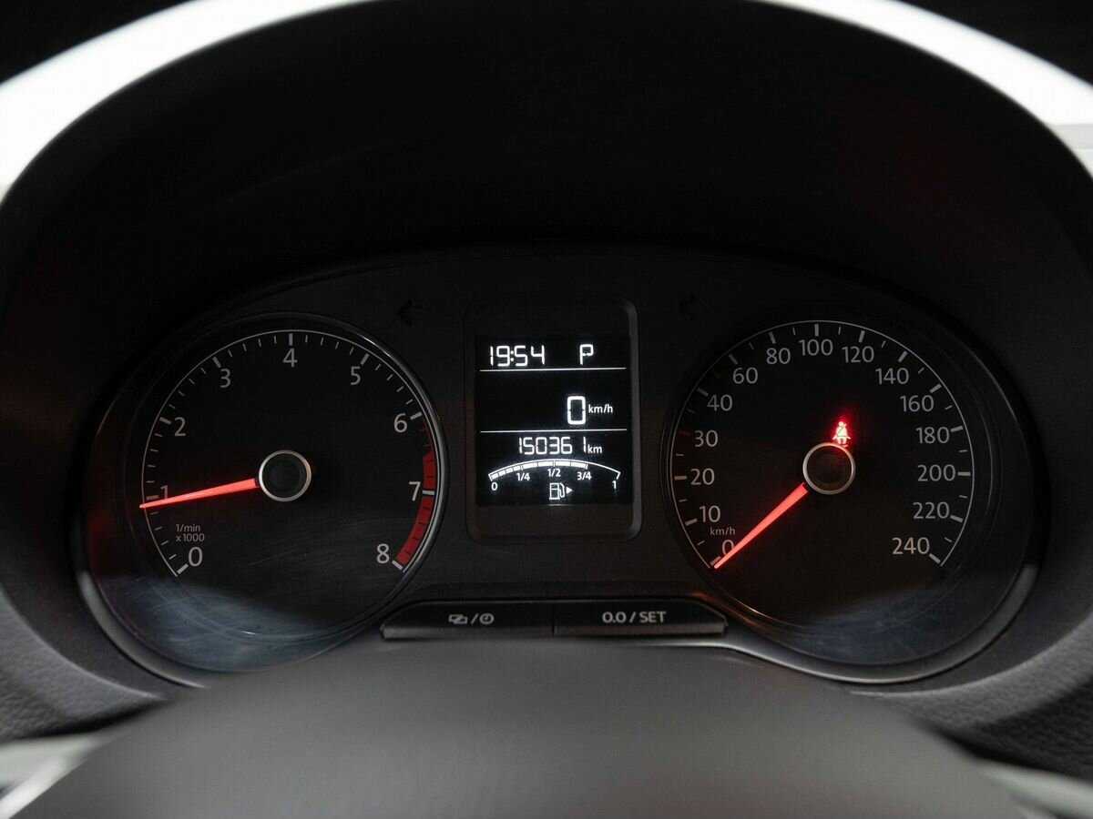 Б/У Фольксваген Поло 2016 года. Фото: #15