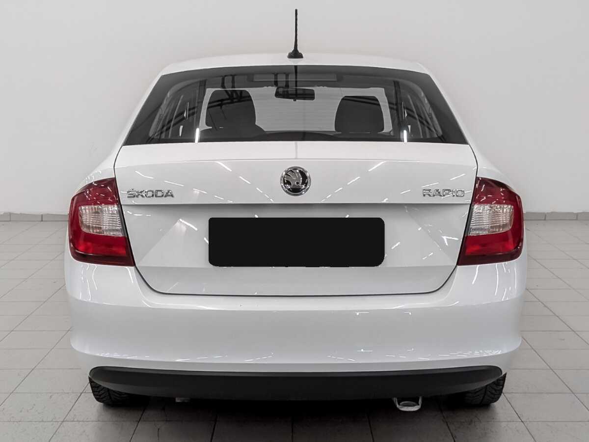 Б/У Шкода Рапид 2017 года. Фото: #5