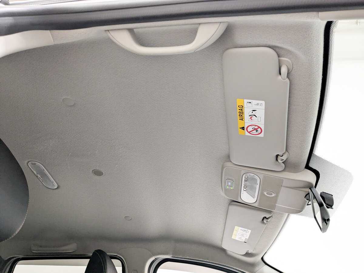 Б/У Рено Дастер 2020 года. Фото: #20