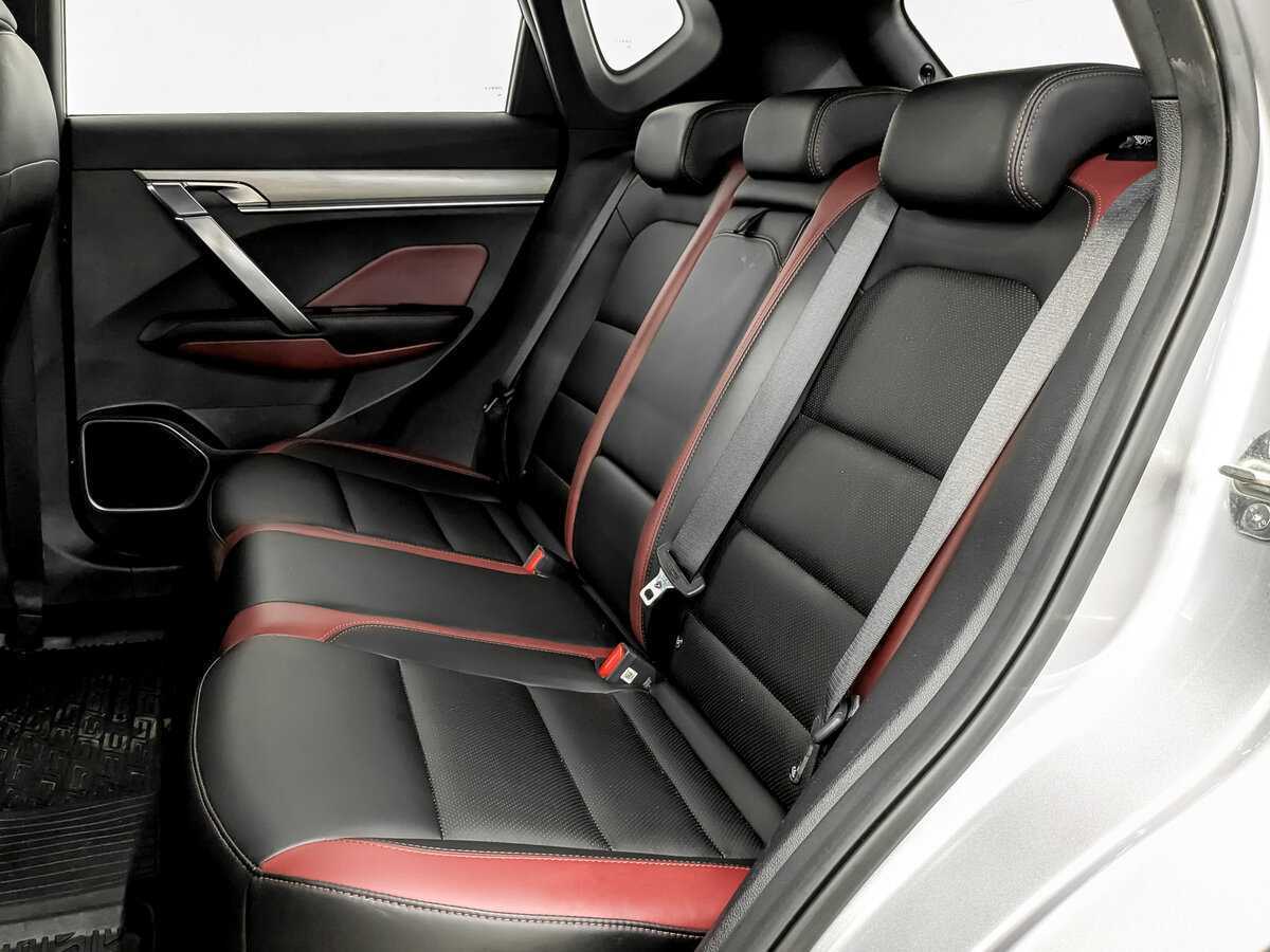 Б/У Джили Кулрэй 2020 года. Фото: #11