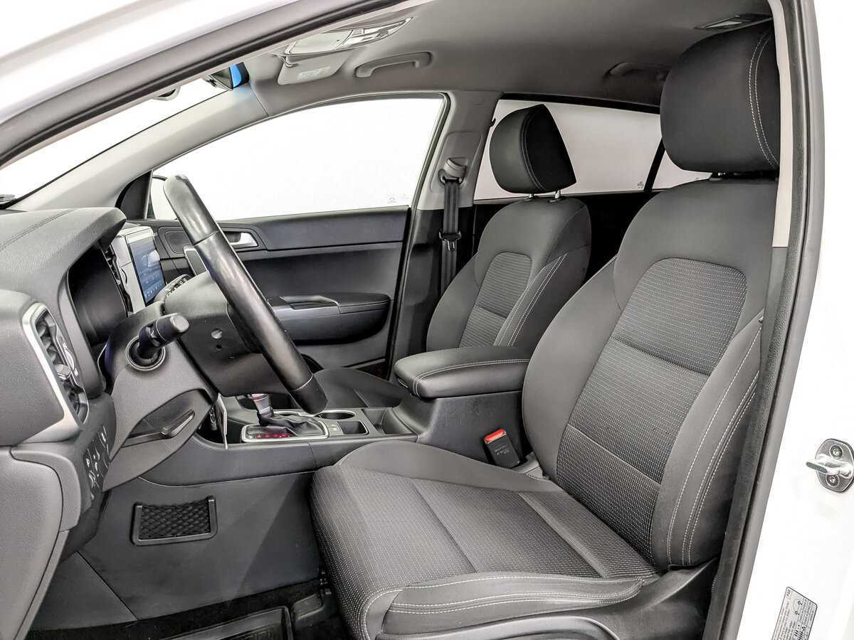 Б/У Киа Спортейдж 2018 года. Фото: #17