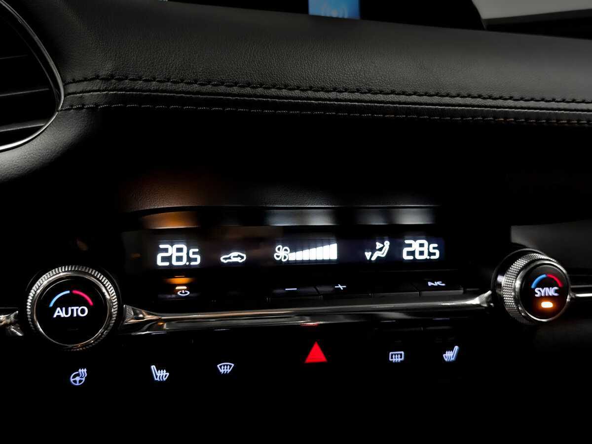 Б/У Мазда 3 2019 года. Фото: #15