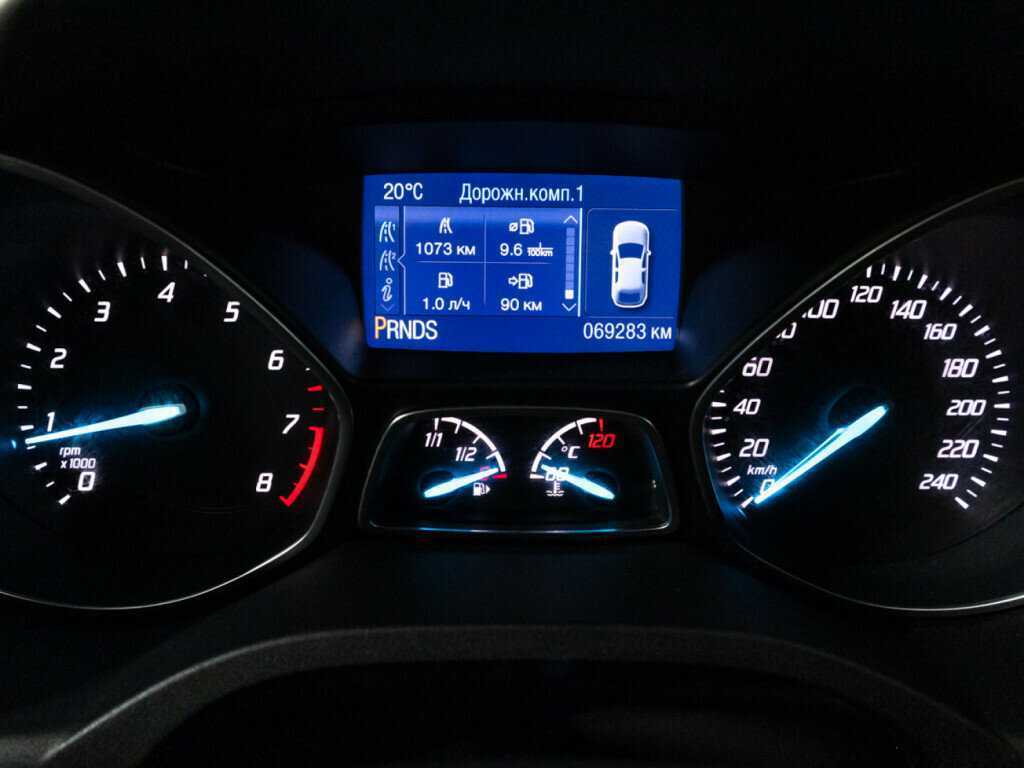 Б/У Форд Куга 2016 года. Фото: #11