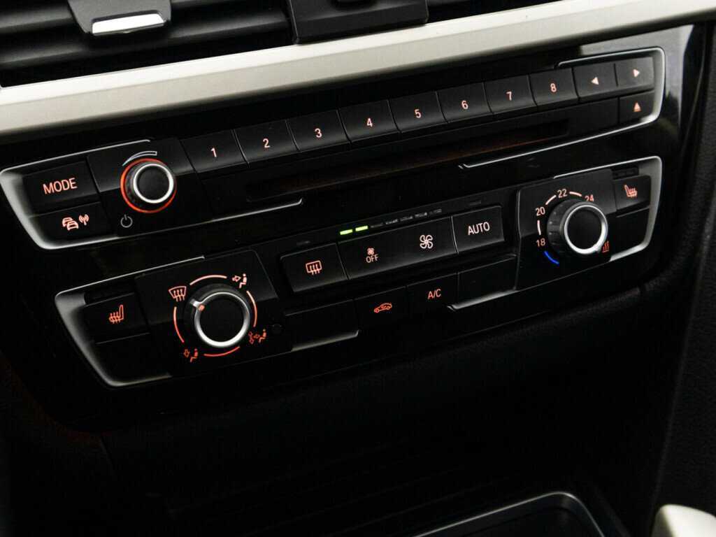 Б/У БМВ 3 серии 2016 года. Фото: #17