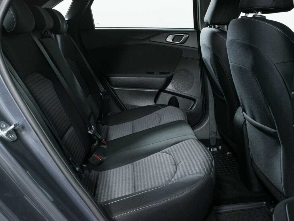 Б/У Киа Сид 2022 года. Фото: #9