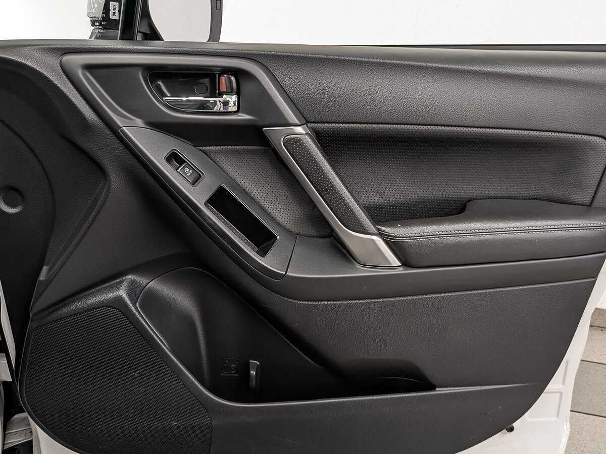 Б/У Субару Форестер 2018 года. Фото: #23