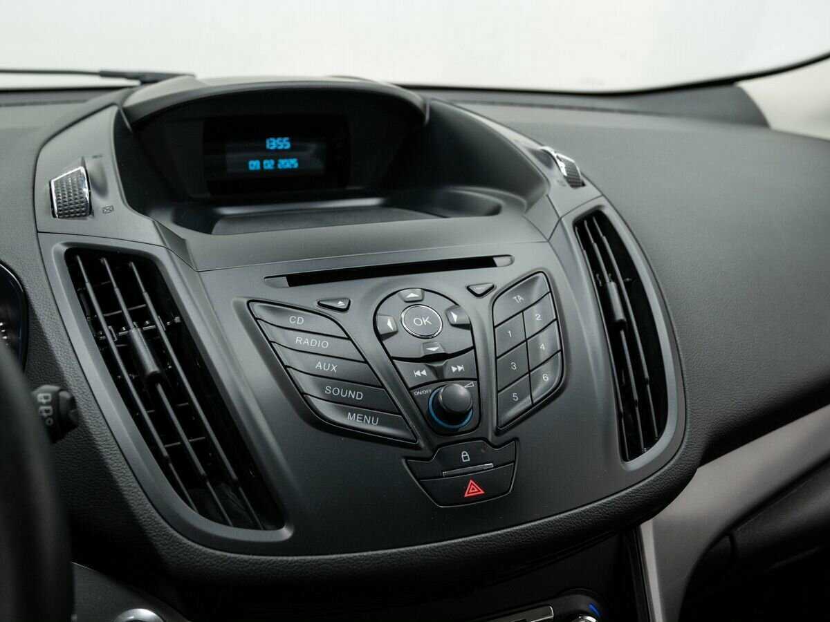 Б/У Форд Куга 2015 года. Фото: #20