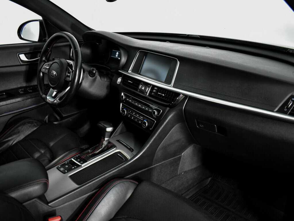 Б/У Киа Оптима 2018 года. Фото: #11