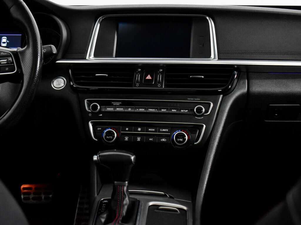 Б/У Киа Оптима 2018 года. Фото: #13