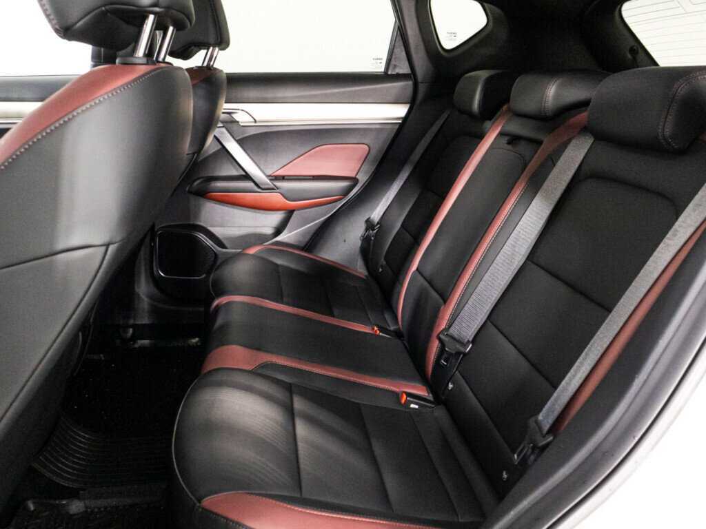 Б/У Джили Кулрэй 2023 года. Фото: #9