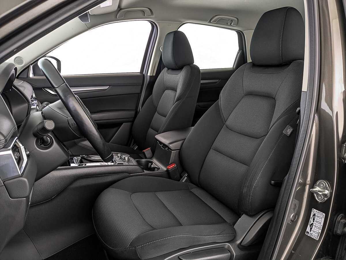 Б/У Мазда Ц-Икс-5 2017 года. Фото: #19