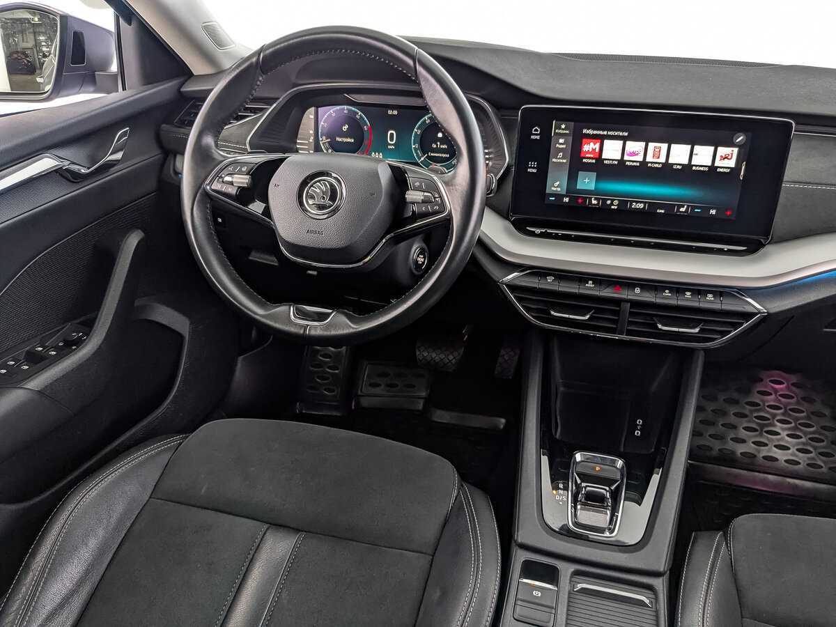 Б/У Шкода Октавия 2021 года. Фото: #25