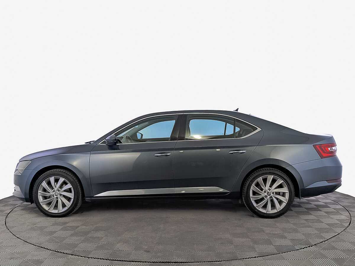 Б/У Шкода Суперб 2018 года. Фото: #7