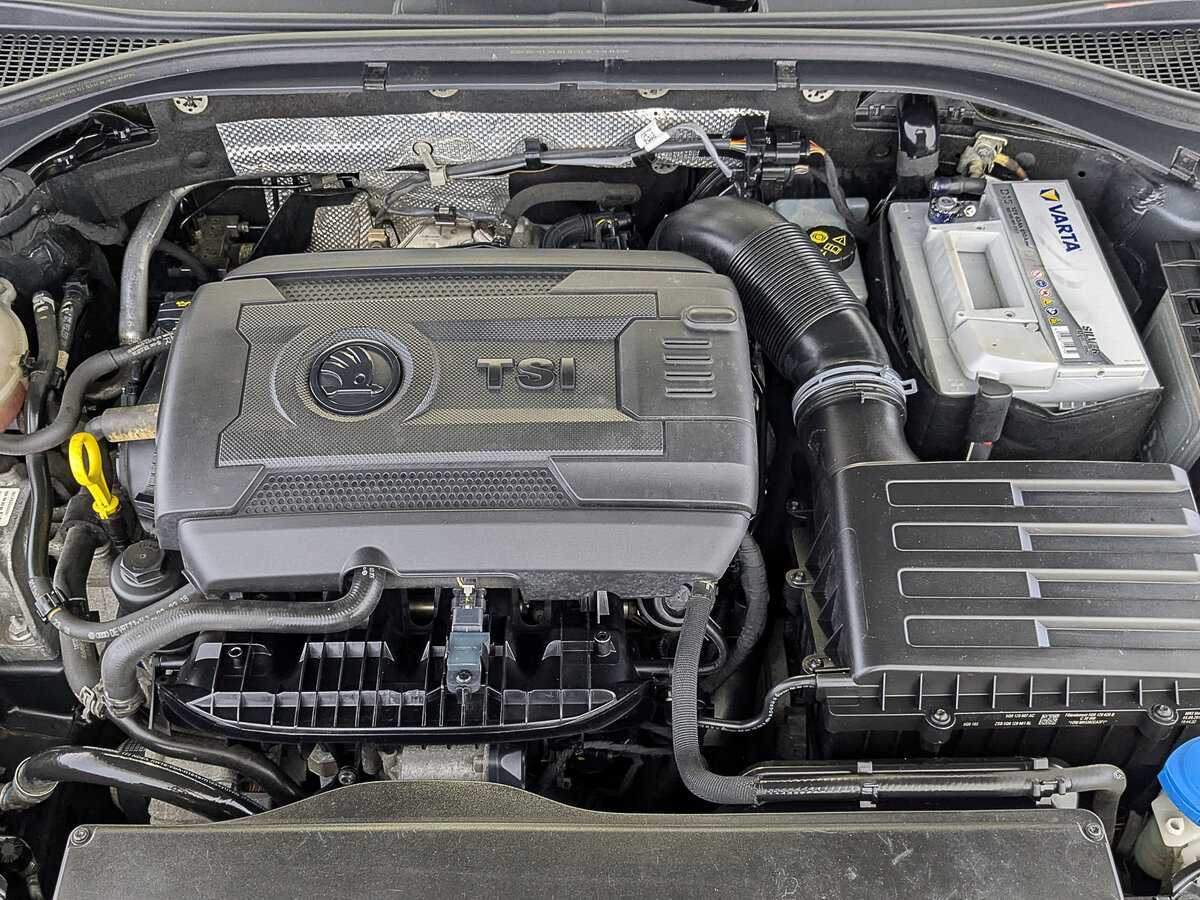 Б/У Шкода Суперб 2018 года. Фото: #8