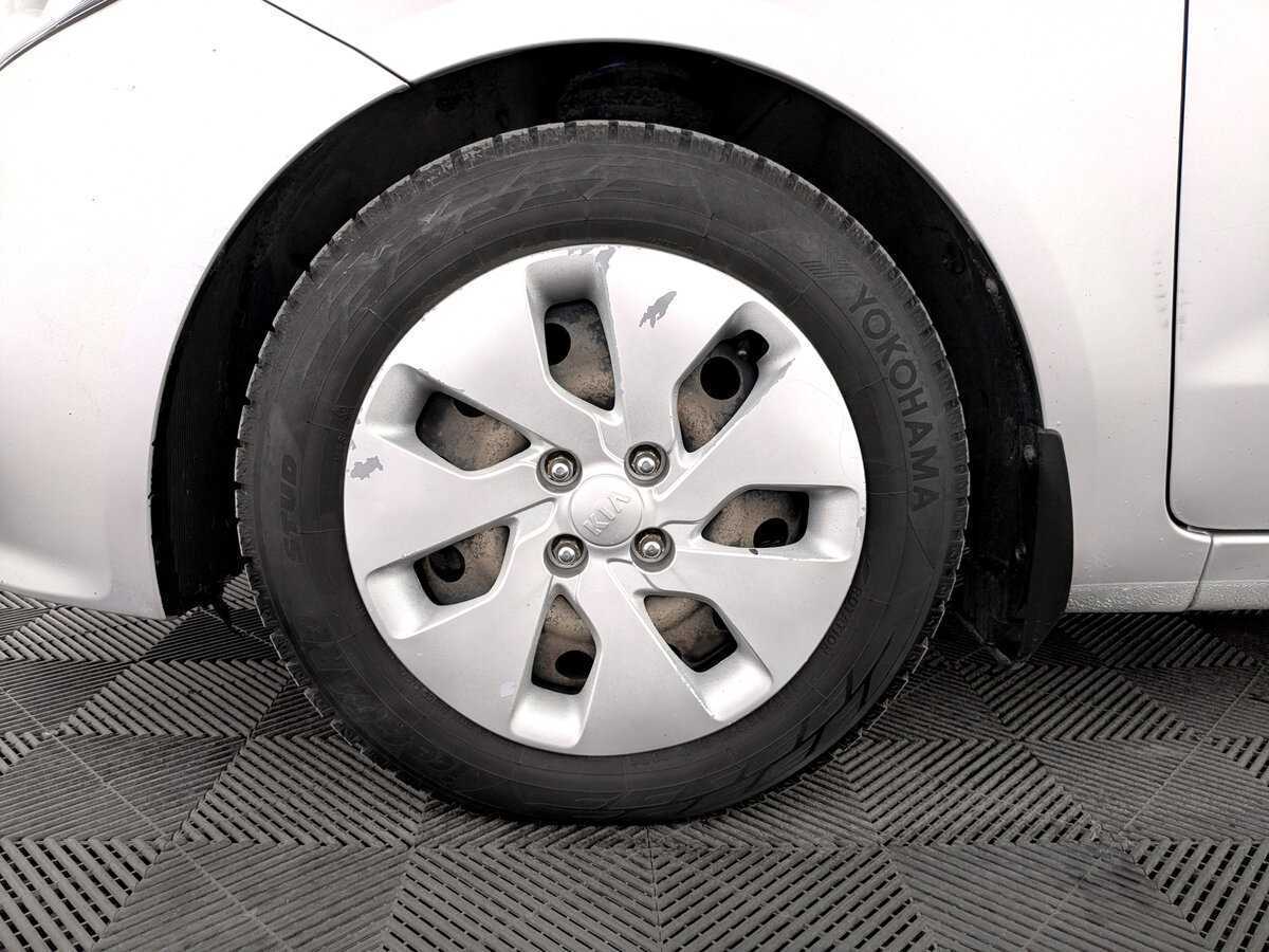 Б/У Киа Рио 2017 года. Фото: #17