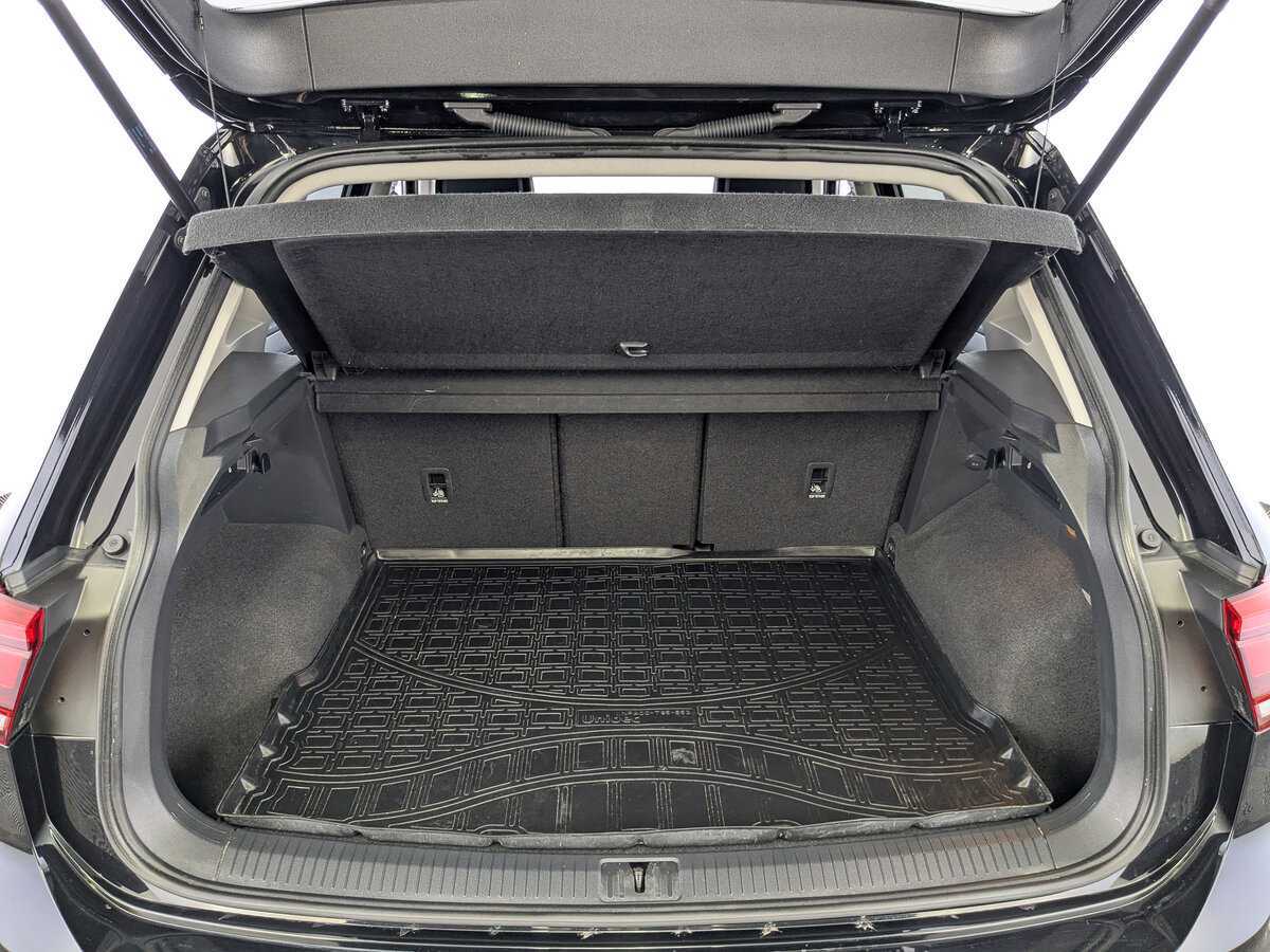 Б/У Фольксваген Тигуан 2018 года. Фото: #9