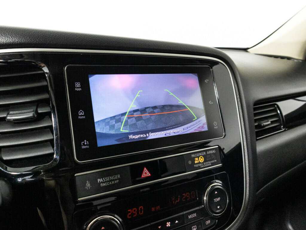 Б/У Митсубиши Оутлэндер 2018 года. Фото: #15