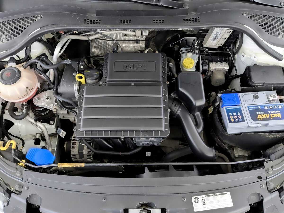 Б/У Шкода Рапид 2017 года. Фото: #8