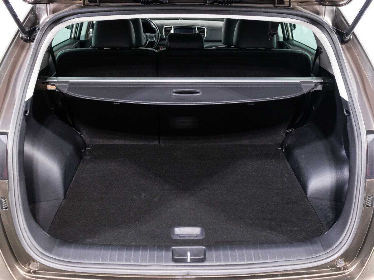 Б/У Киа Спортейдж 2017 года. Фото: #14